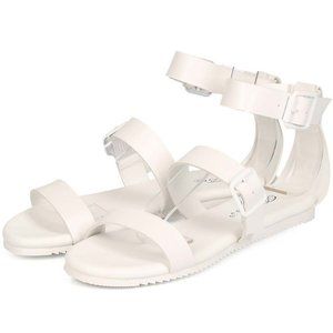 Breckelles Triple Strap Buckled Ridged Sole Ankle Strap White Sandals
